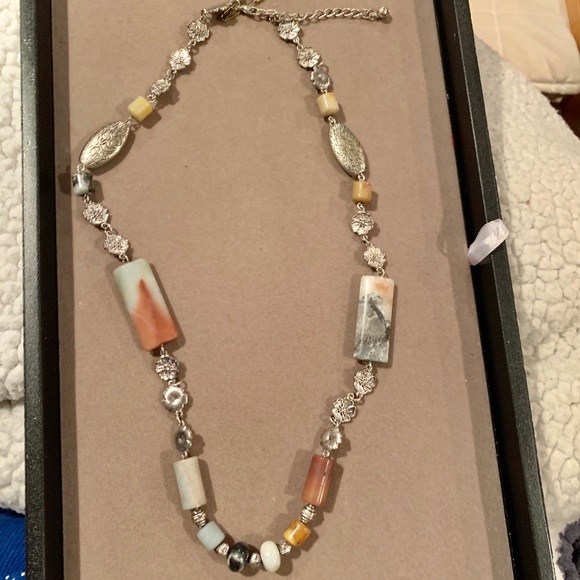 Premier Designs Natural Wonders Necklace - Picture 2 of 3